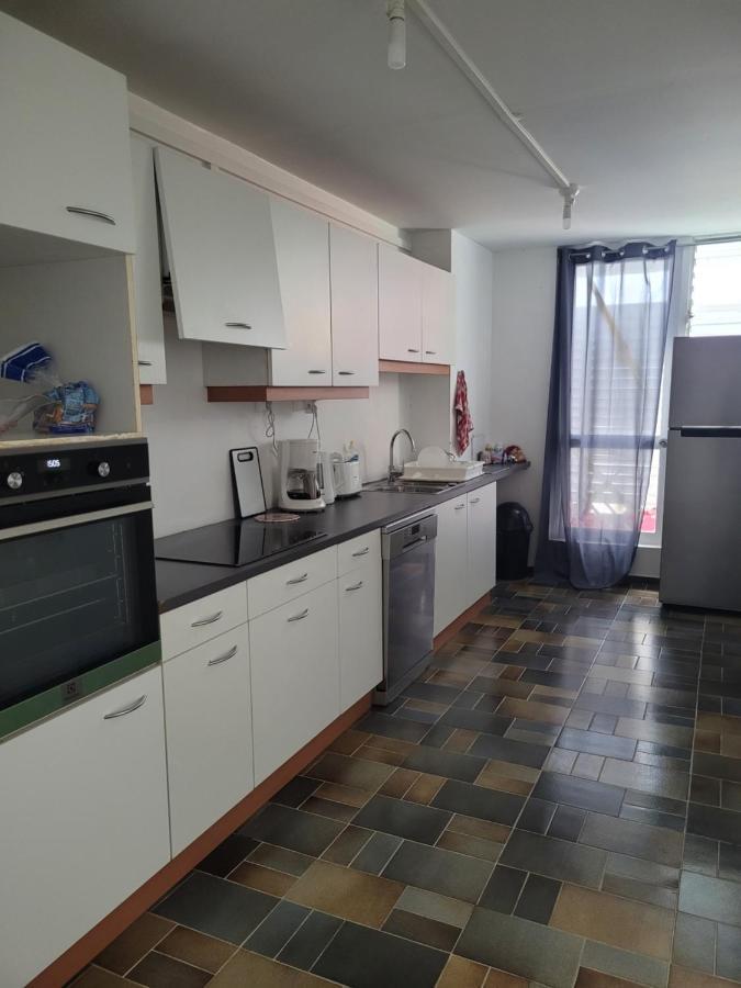 Le 9Eme Etage Du Bonheur Bed and Breakfast Πουάντ-α-Πιτρ Εξωτερικό φωτογραφία